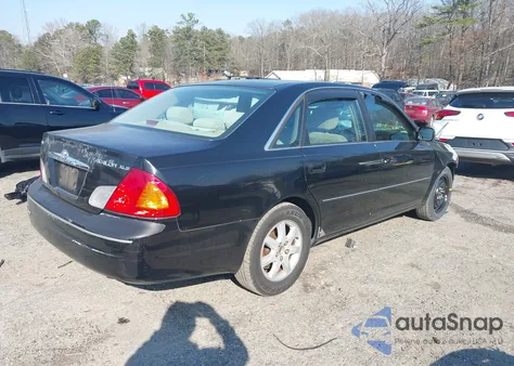 2001 Toyota Avalon Xls z USA, uszkodzony, nr VIN 4T1BF28BX1U118779